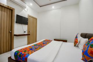 FabHotel Yuvan - 5