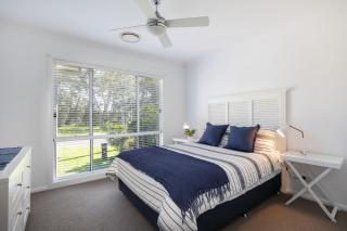The Beachhouse at Burrill - Burrill Lake - 2