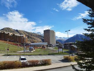 Studio 4 pers au pied des pistes, centre station, proche commerces et sports - FR-1-262-84 - 2