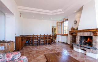 Gorgeous Home In V, Di Montecopiolo - - 8