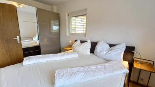 MONA Haus KMB Seeblick Appartement am Ossiacher See mit direktem Seezugang, Hallenbad - Bodensdorf - 6