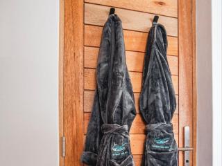 Boutique Ocean Views - incorporating Wendy's - 4