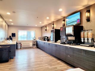 Best Western Kettleman City Inn & Suites - Kettleman City - 1