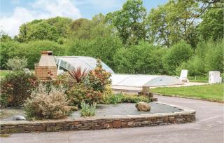 Beautiful Home In St Martin Des Pres - 2