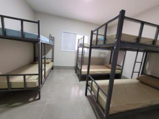 Apartamento confortável para até 6 pessoas, são 10 unidades, Excelente custo benefício - Uberaba - 6