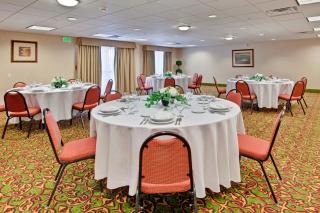 Best Western Plus Henderson Hotel - Las Vegas - 9
