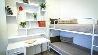 Delux Apartment - - 2