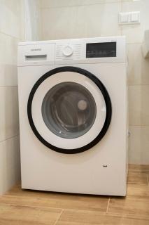 josef's home I Comfort Apartment I Metro Access - 5