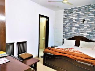 Hotel White Palace,Nizamuddin Railway Station - Nova Deli - 4