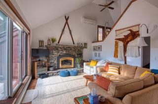 Gnome Home Mountain Ski Chalet w/Sauna Killington - Stockbridge - 7