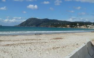 T2 aperçu mer à Janas complètement renové - 1