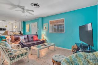 Paradise Retreat - Port Aransas - 1
