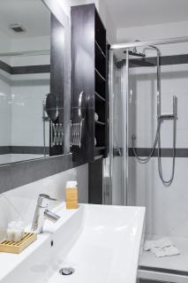 Spacious Luxury Loft 1 Minute from Trevi Fountain - 1