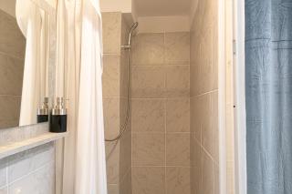 Cozy Room @ Hauptbahnhof - Well Situated & Central - 5