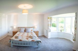 Country Crabtree Bungalow with large wild garden - 7