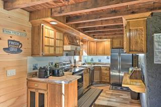 Unadilla Cabin on 50 Acres and Fire Pit and Creek - Unadilla - 2