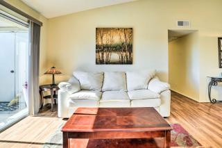 Steps to Pool and Spa Palm Desert Condo - Palm Desert - 7