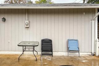 Livin' the Dream - 7