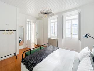 Urban Nest - A Home in the City - Ponta Delgada - 9