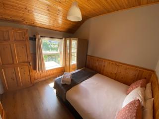 Cosy City Centre Guest Room Shared Home - Galway - 5