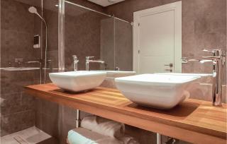 Gorgeous Apartment In Chipiona - Chipiona - 3