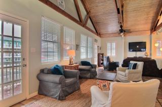 Cake by the Ocean - Port Aransas - 5