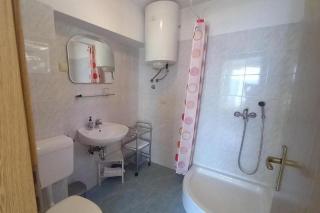 Apartments by the sea Zivogosce - Porat, Makarska - 20207 - Igrane - 2