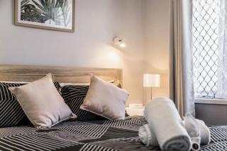 Apartment 5B - 1