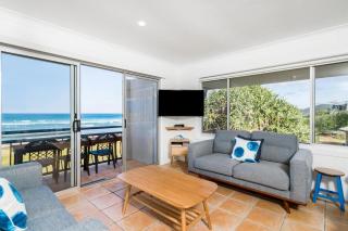 Absolute Beachfront Apartment 4T - Lennox Head - 0