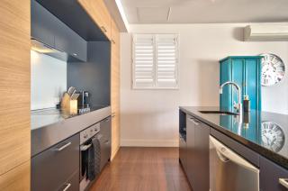 Absolute Lake Front Luxury- 2 bedroom apartment - Queenstown - 4