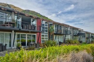 Absolute Lake Front Luxury- 2 bedroom apartment - Queenstown - 9