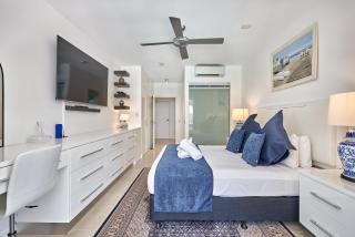 Luxury 2 Bedroom Beach Club Apartment - Palm Cove - 3