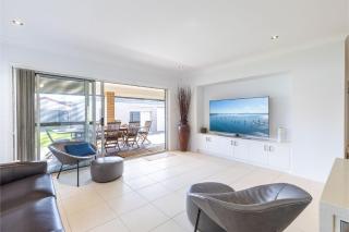 13 Morna Point Rd pet friendly boat parking house on one level - 5