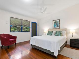 Unit 3 Kookaburra Lodge 8 Little Cove Road Little Cove - Noosa Heads - 8