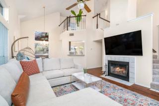 3B Villa w Pool, BBQ, Firepit, Yard Games, Gym - San Antonio - 1