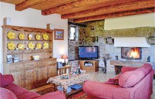 Amazing Home In Pleudaniel - 7