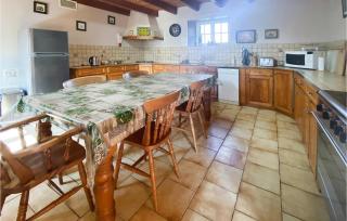 Amazing Home In Pleudaniel - 5