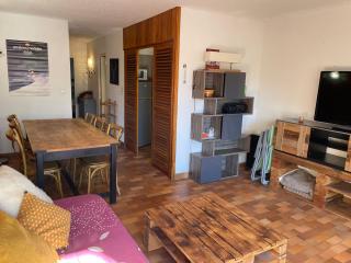 Rdc 48m2 avec terrasse Proche Centre avec parking privé couvert - Orcières - 2