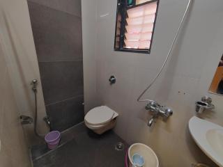 Hotel Midtown Inn - Trimbak - 8