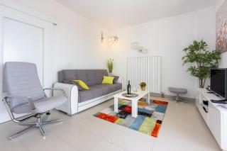 MIRJANA JELICIC - Dramalj - 1