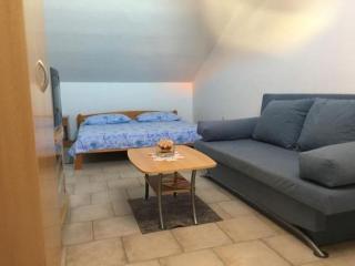 Apartment in Tribunj with terrace, air conditioning, WiFi 5038-4 - 2