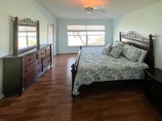 Beachcomber Getaway - Fort Myers - 3