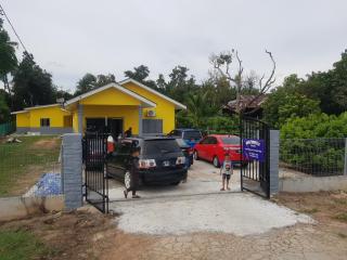 Room/Homestay NazaDja - Sungai Besar - 6