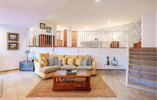 Awesome Apartment In Alcaucín With Wifi - Alcaucín - 8