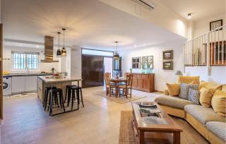 Awesome Apartment In Alcaucín With Wifi - Alcaucín - 6