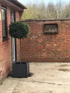 The Lodge - Dog Friendly Farm Cottage - Norwich - 2