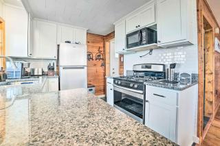 Houghton Lake Cottage with New Private Deck! - Houghton Lake - 8