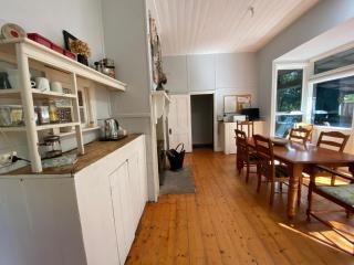 Large Coastal Cottage - Inverloch - 3