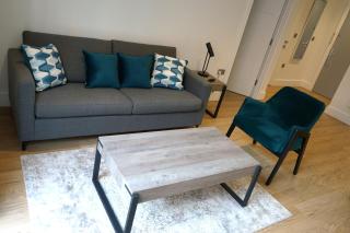 Exceptional 1King Lifestyle Apartment - Centrally located - Birmingham - 6