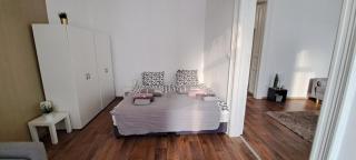 Pina Colada Apartment in the Party District - Budapest - 2